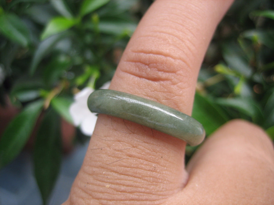 Natural Jadeite Jade ring Thailand jewelry stone mineral size  7.25 US  EB 109
