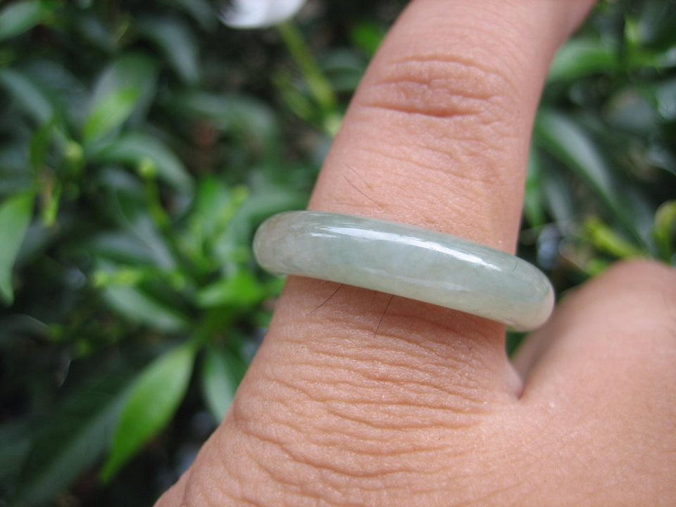 Natural Jadeite Jade ring Thailand jewelry stone mineral size  7 US  EB 020