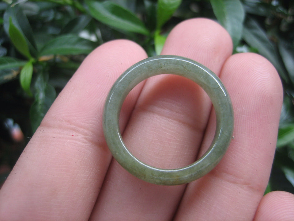 Natural Jadeite Jade ring Thailand jewelry stone mineral size  7.5 US  EB 112