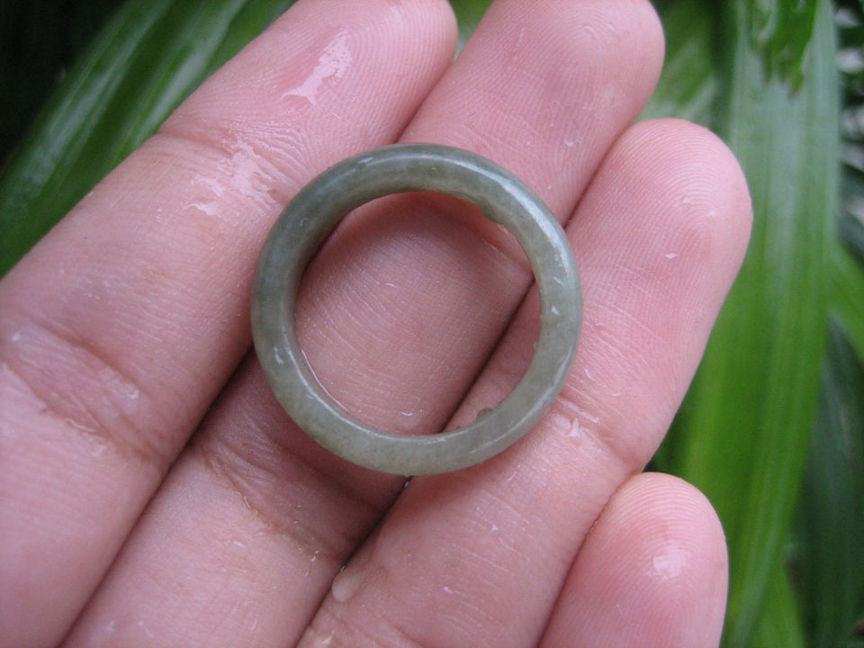 Natural Jadeite Jade ring Thailand jewelry stone mineral size 7 US  EA 001