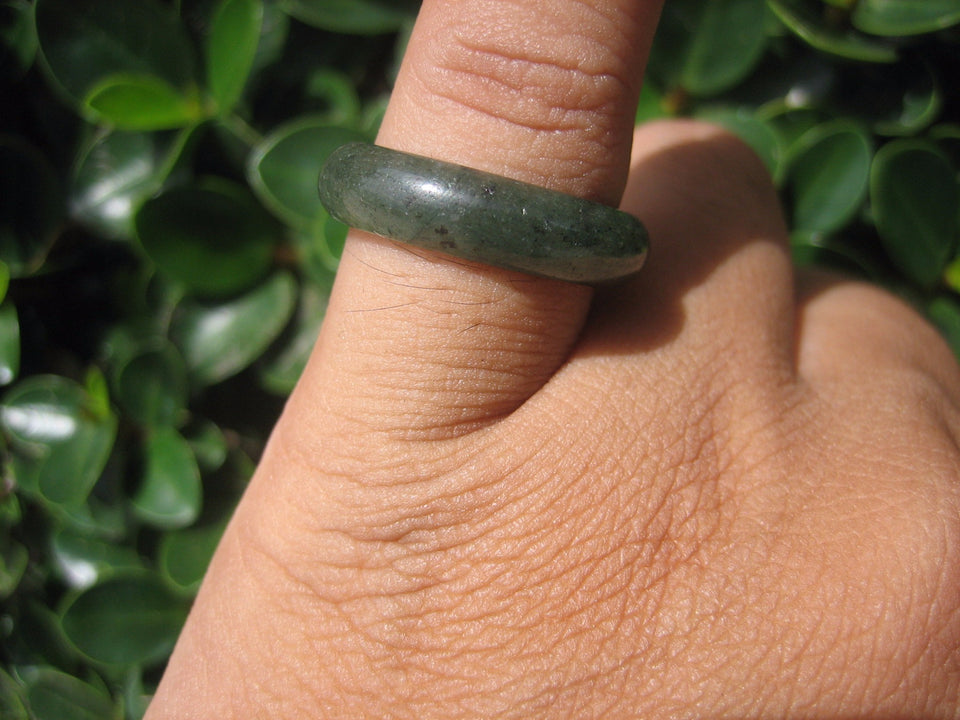 Natural Jadeite Jade ring Thailand jewelry stone mineral size  7.25 US  EB 028