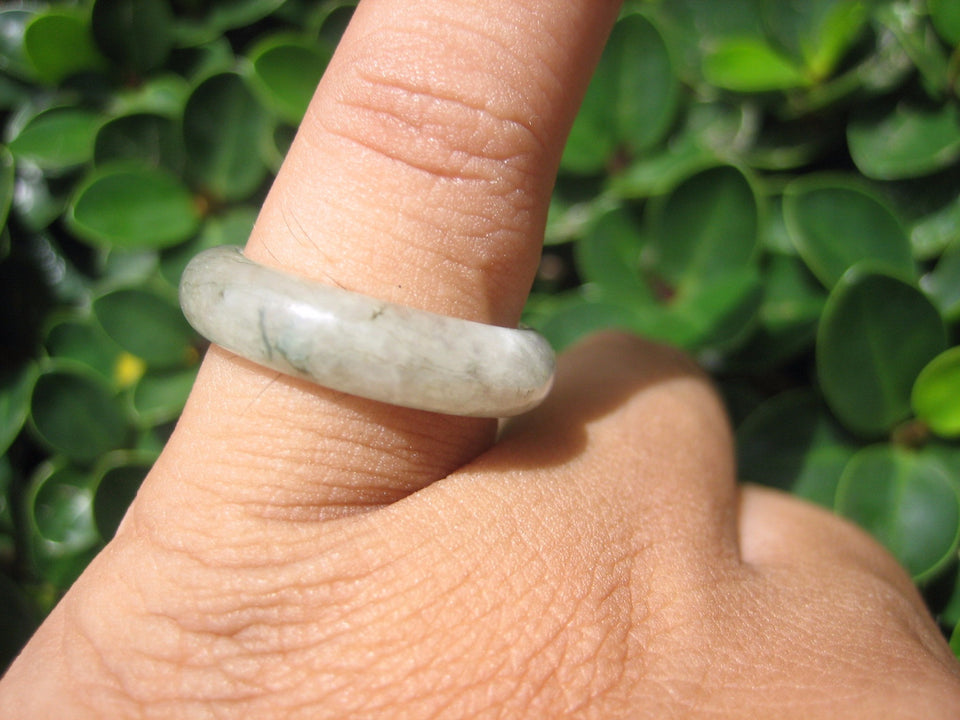 Natural Jadeite Jade ring Thailand jewelry stone mineral size  7 US  EB 029