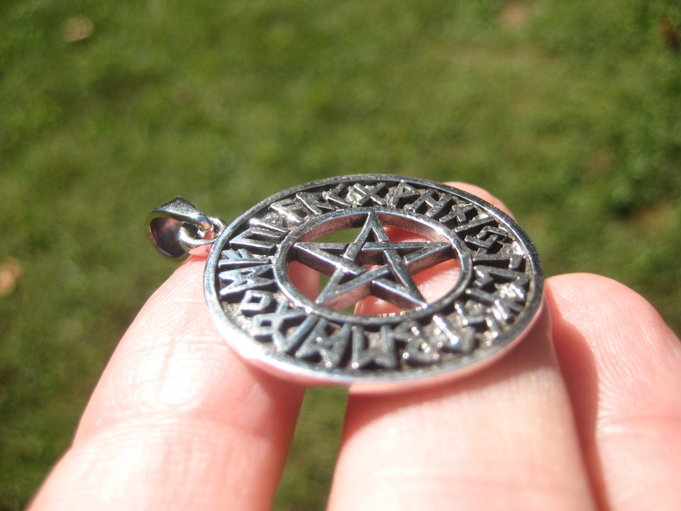 925 Silver Pentagram Pentacle Runes Pendant  A2734