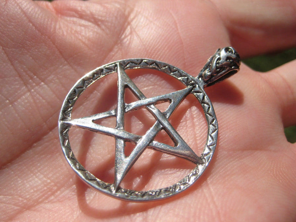 925 Silver Pentagram Pentacle Pendant  A2747