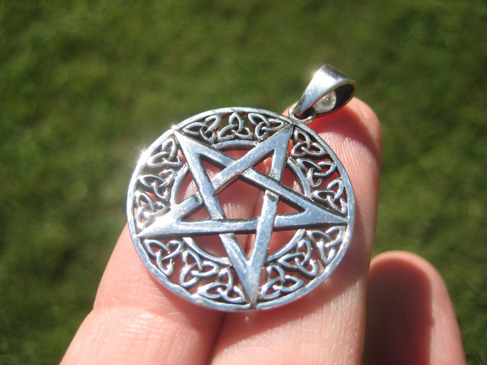 925 Silver Pentagram Pentacle Pendant  A2744