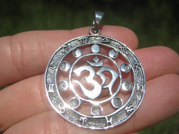 925 Silver Ohm Zodiac Calendar Spiritual Symbol Pendant Necklace 24