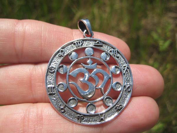 925 Silver Ohm Zodiac Calendar Spiritual Symbol Pendant Necklace 24