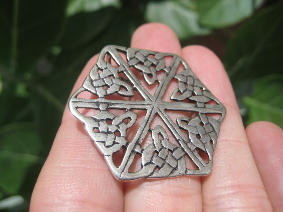 Large 925 Silver Celtic knot Flower Style  Pendant Thailand Jewelry  Art