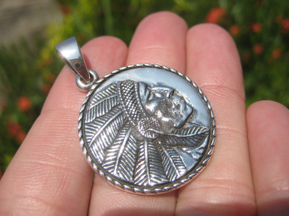 925 Sterling Silver Native American Indian Pendant Necklace A18