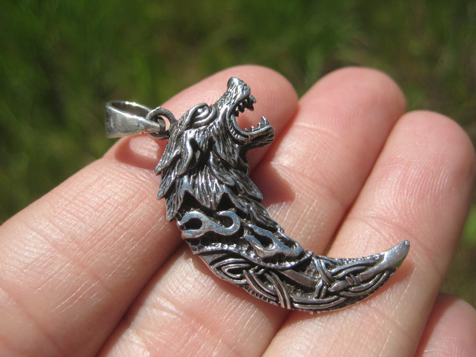 925 Silver Celtic Viking Norse Wolf Pendant Necklace A18