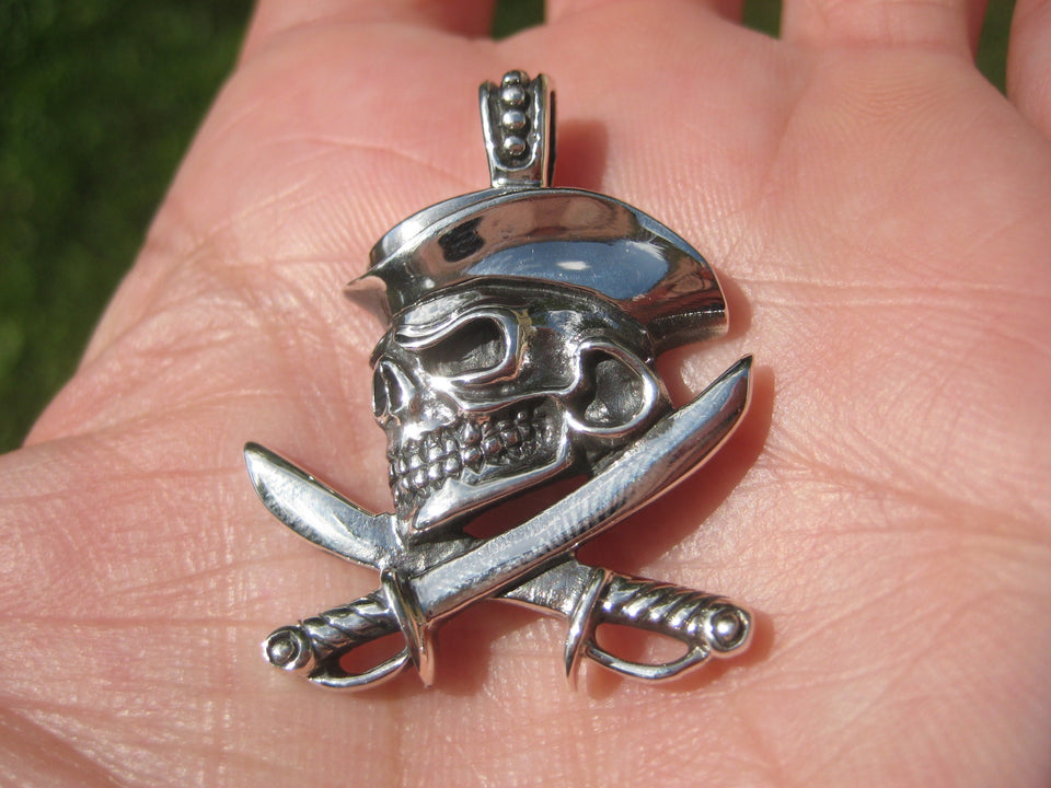925 Silver Skull Pirate and Cutlass Pendant Necklace A2769