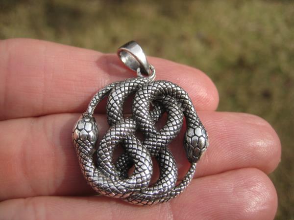 925 Silver Snake Pendant Necklace A30
