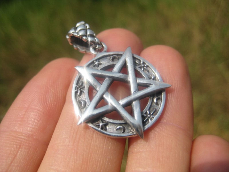 925 sterling silver star and moon wicca inverted pentagram pendant necklace