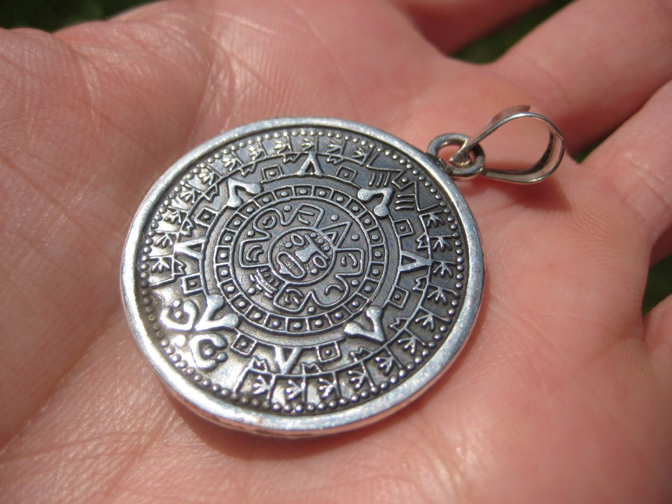 925 Silver Mayan Calendar Pendnt Taxco Mexico A26558