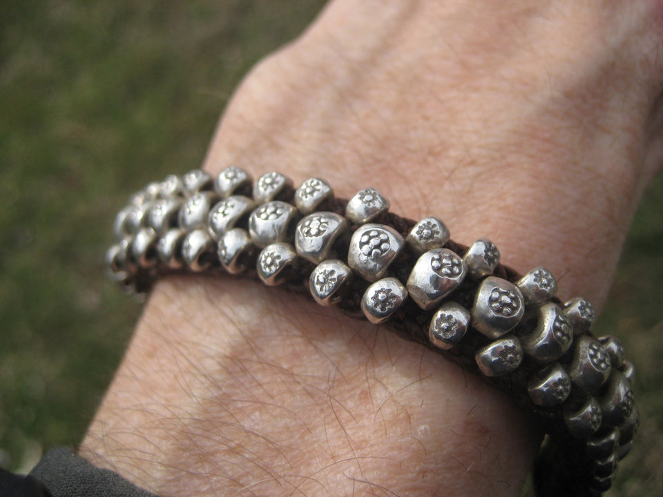970 Fine Silver Bead Karen Hill Tribe Bracelet A3799