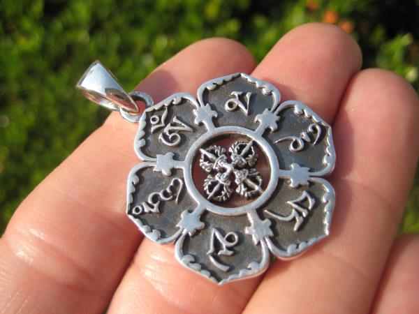 925 Silver Ohm Viswa Vajra Pendant Necklace