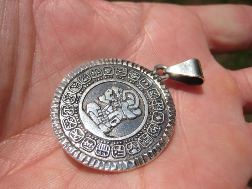925 Silver Mayan Calendar Pendant Taxco Mexico A27955